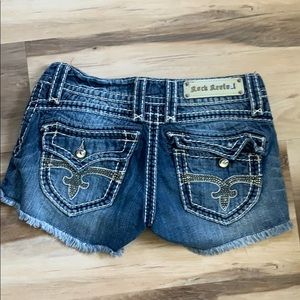 Women’s size 27 rock revival shorts